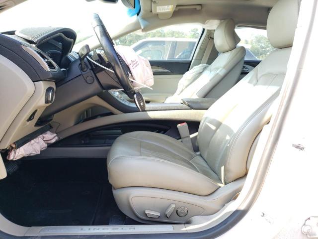 3LN6L5E91HR626637 - 2017 LINCOLN MKZ RESERVE WHITE photo 7