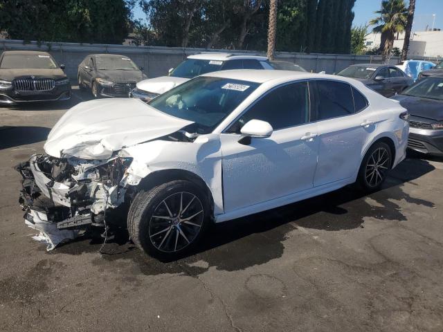 4T1G11AK3PU834201 - 2023 TOYOTA CAMRY SE NIGHT SHADE WHITE photo 1