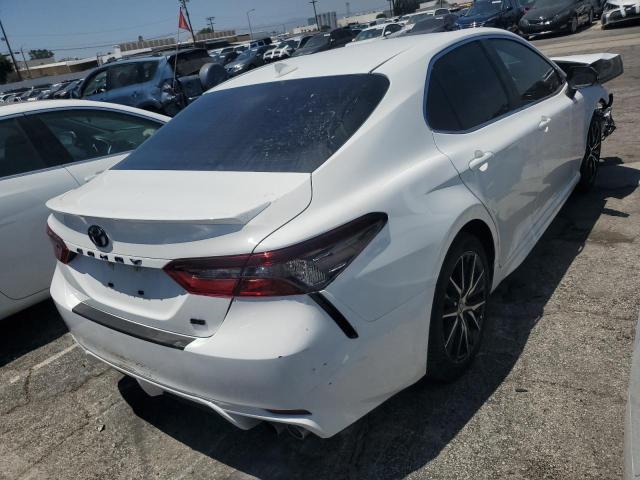 4T1G11AK3PU834201 - 2023 TOYOTA CAMRY SE NIGHT SHADE WHITE photo 3