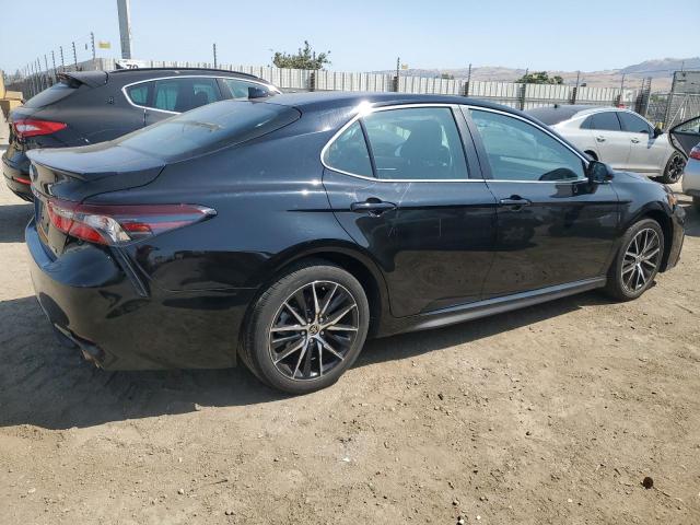 4T1T11AK8PU787522 - 2023 TOYOTA CAMRY SE NIGHT SHADE BLACK photo 3