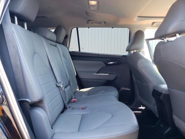 5TDGZRAH6MS535852 - 2021 TOYOTA HIGHLANDER XLE BLACK photo 11