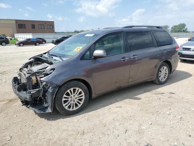 2013 TOYOTA SIENNA XLE, 
