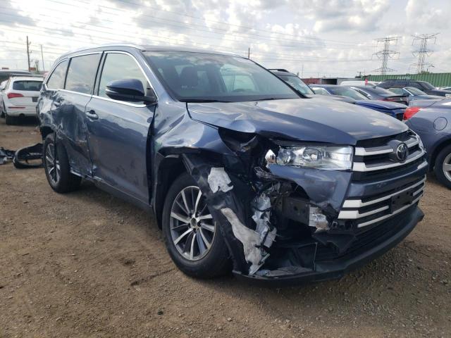 5TDJZRFH2KS729130 - 2019 TOYOTA HIGHLANDER SE BLUE photo 4