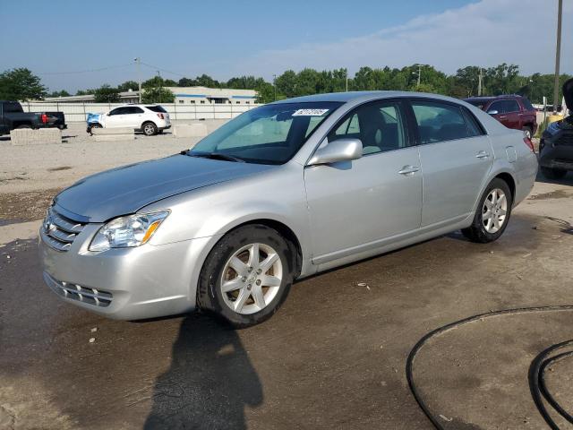 2005 TOYOTA AVALON XL, null