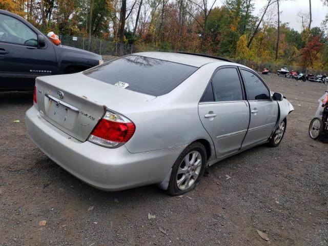 4T1BE30K25U395694 - 2005 TOYOTA CAMRY LE SILVER photo 3