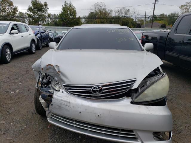 4T1BE30K25U395694 - 2005 TOYOTA CAMRY LE SILVER photo 5