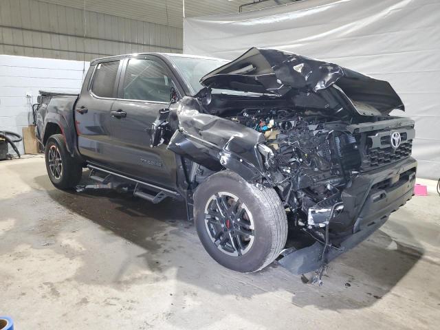 3TYLB5JN9RT029039 - 2024 TOYOTA TACOMA DOUBLE CAB BLACK photo 4