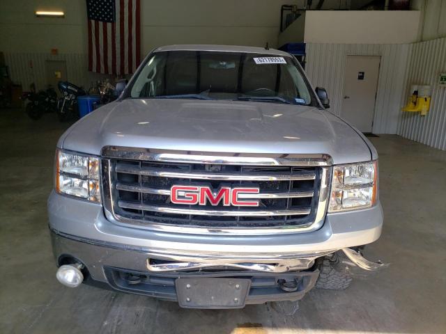 3GTP2VE7XCG185198 - 2012 GMC SIERRA K1500 SLE SILVER photo 5