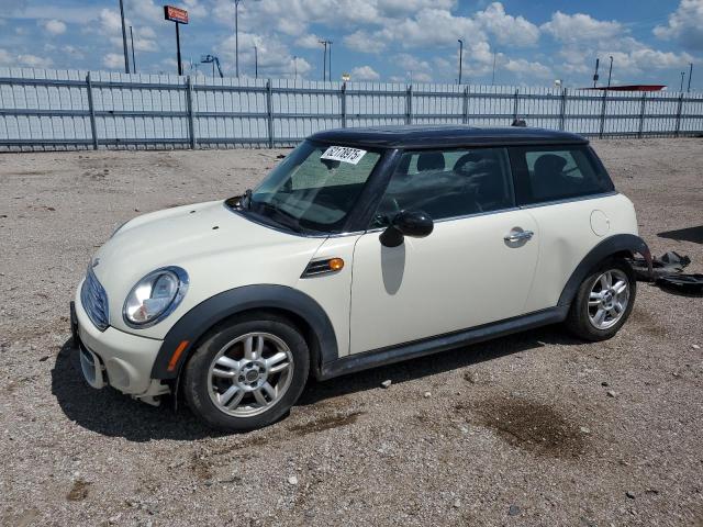 2012 MINI COOPER, 