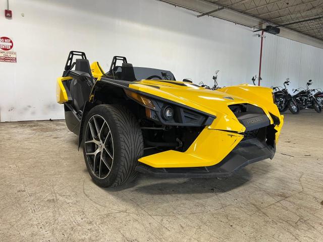 57XAAPFA7J8127588 - 2018 POLARIS SLINGSHOT SL YELLOW photo 1