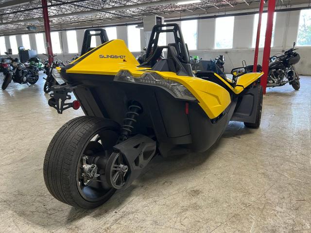 57XAAPFA7J8127588 - 2018 POLARIS SLINGSHOT SL YELLOW photo 4