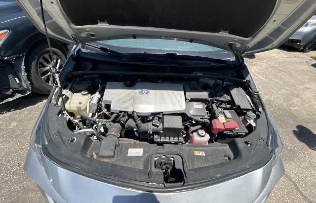 JTDKARFP1H3005961 - 2017 TOYOTA PRIUS PRIM 银色 照片 7