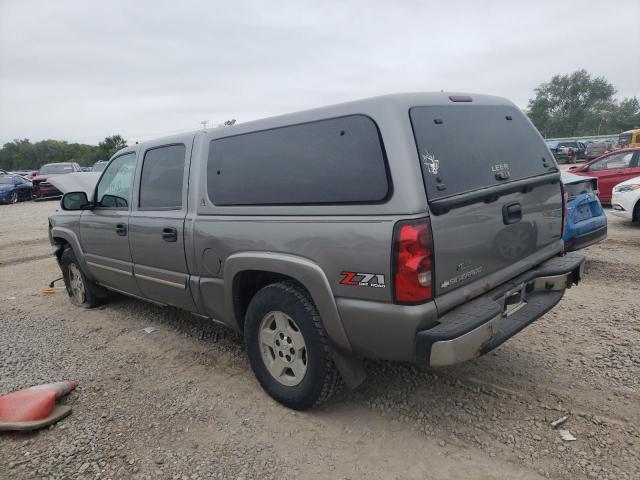 2GCEK13Z271175090 - 2007 CHEVROLET SILVERADO K1500 CLASSIC CREW CAB SILVER photo 2