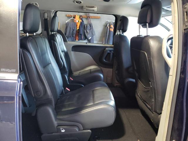 2C4RC1CG3DR537759 - 2013 CHRYSLER TOWN & COU TOURING L SILVER photo 11