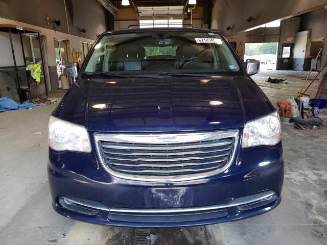 2C4RC1CG3DR537759 - 2013 CHRYSLER TOWN & COU TOURING L SILVER photo 5