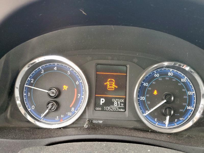 5YFBURHE4JP773255 - 2018 TOYOTA COROLLA L BLACK photo 9