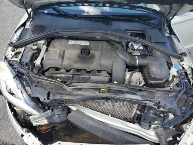 YV4902DZ4C2333738 - 2012 VOLVO XC60 T6 WHITE photo 12