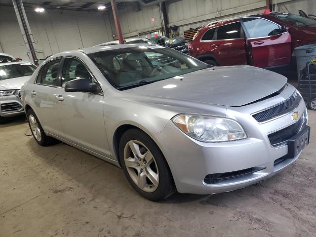 1G1ZB5E11BF295148 - 2011 CHEVROLET MALIBU LS 银色 照片 4