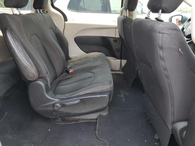 2C4RC1AG1JR309516 - 2018 CHRYSLER PACIFICA L WHITE photo 11