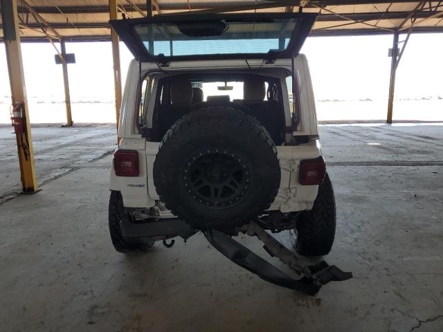 1C4JJXP69MW800562 - 2021 JEEP WRANGLER U SAHARA 4XE WHITE photo 6