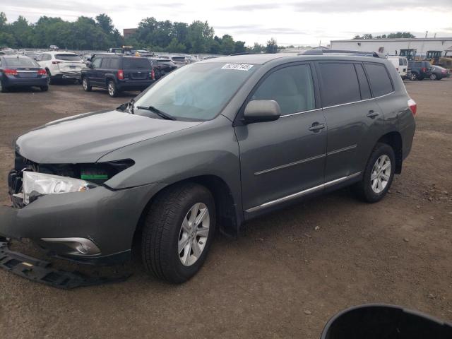 2013 TOYOTA HIGHLANDER BASE, null