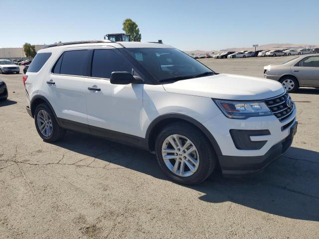 1FM5K7B89HGD13106 - 2017 FORD EXPLORER WHITE photo 4