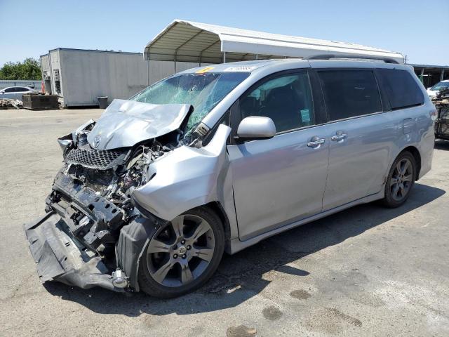 2015 TOYOTA SIENNA SPORT, null