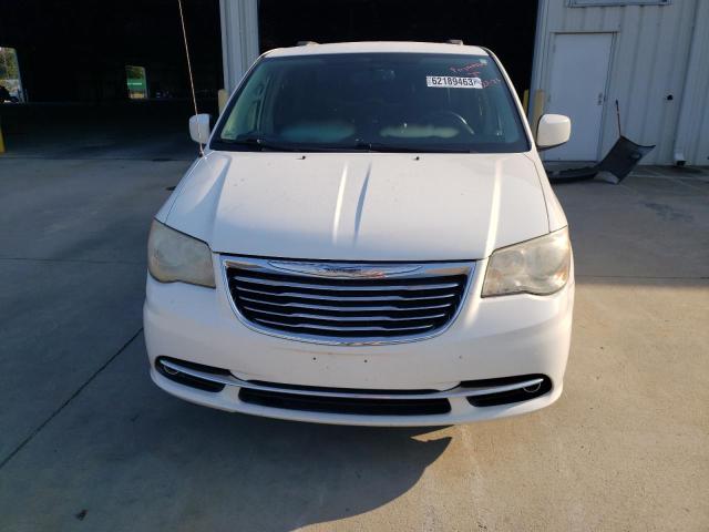 2C4RC1BG0CR299949 - 2012 CHRYSLER TOWN & COU TOURING WHITE photo 5
