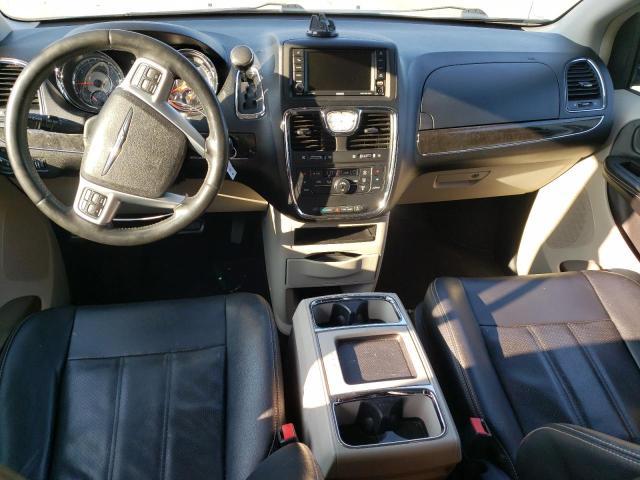 2C4RC1BG0CR299949 - 2012 CHRYSLER TOWN & COU TOURING WHITE photo 8