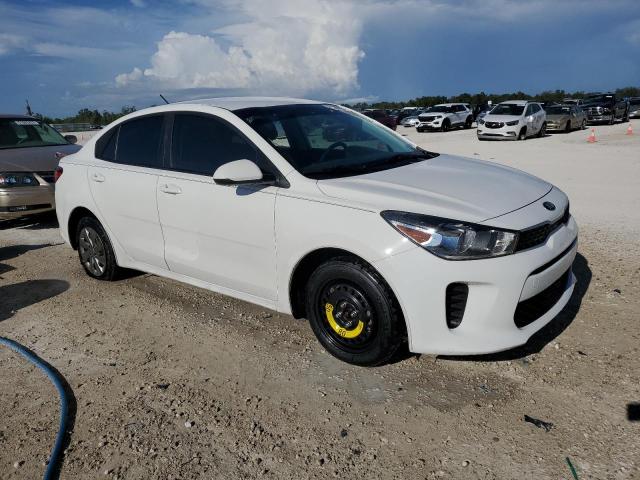 3KPA24AB2JE127251 - 2018 KIA RIO LX WHITE photo 4