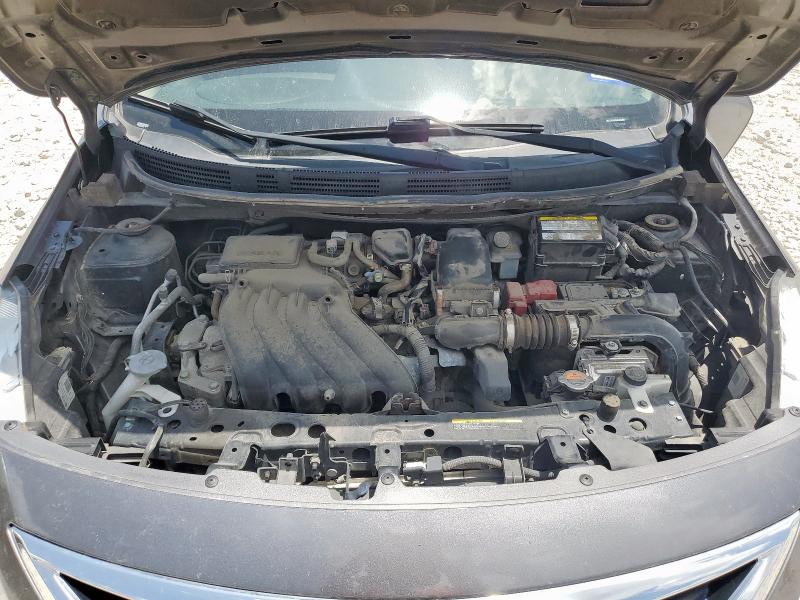 3N1CN7AP8JL881895 - 2018 NISSAN VERSA S ნაცრისფერი ფოტო 11