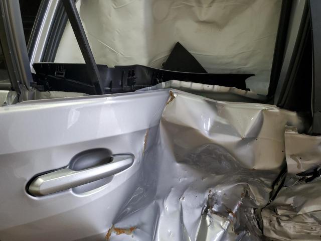4T3RWRFV0NU074132 - 2022 TOYOTA RAV4 XLE SILVER photo 11