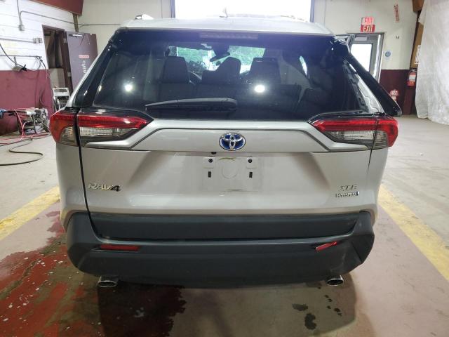 4T3RWRFV0NU074132 - 2022 TOYOTA RAV4 XLE SILVER photo 6