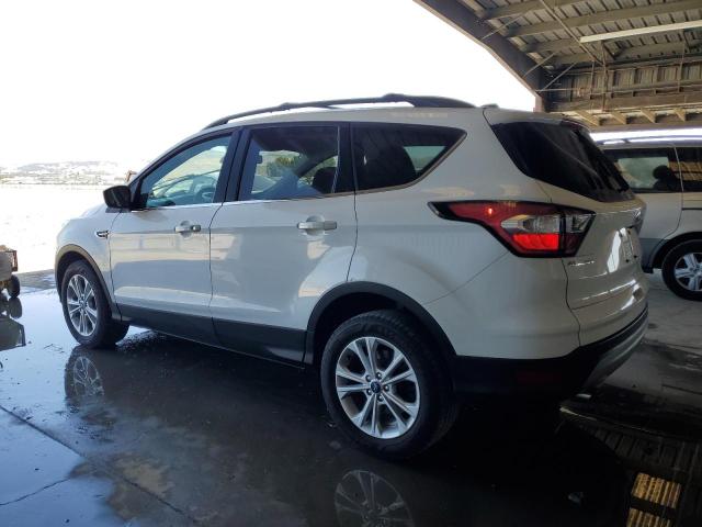1FMCU0GD7JUD07908 - 2018 FORD ESCAPE SE Blanc photo 2