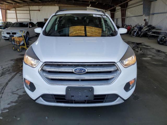 1FMCU0GD7JUD07908 - 2018 FORD ESCAPE SE Blanc photo 5