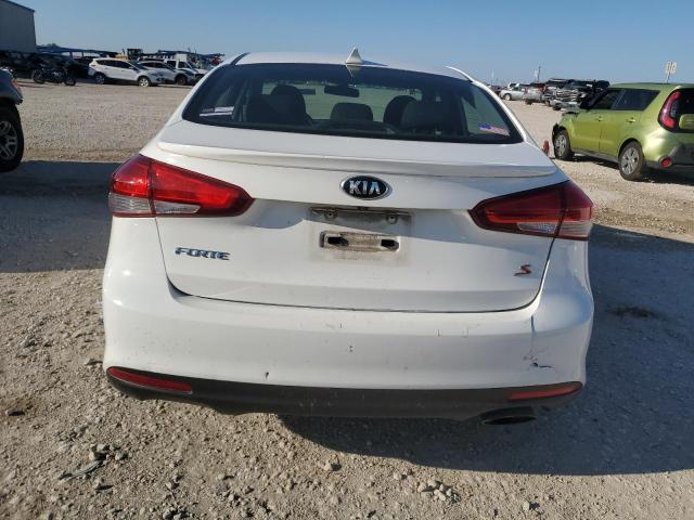 3KPFL4A72HE011511 - 2017 KIA FORTE LX WHITE photo 6