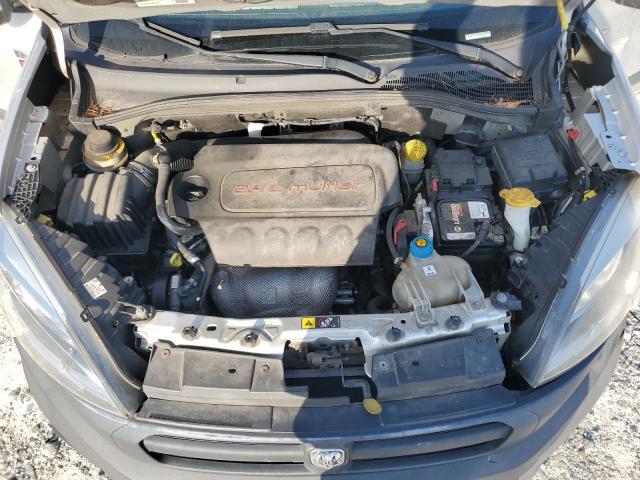 ZFBERFAT7F6A84305 - 2015 RAM PROMASTER 白色 照片 12