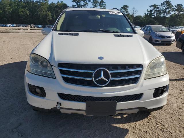 4JGBB22E68A400122 - 2008 MERCEDES-BENZ ML 320 CDI WHITE photo 5