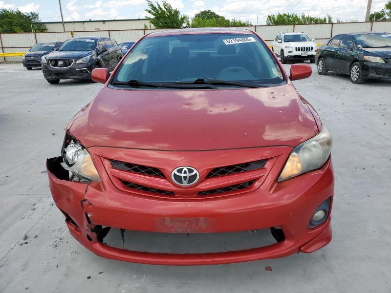 2T1BU4EE5BC722176 - 2011 TOYOTA COROLLA BASE RED photo 5