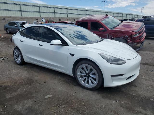 5YJ3E1EA6PF459342 - 2023 TESLA MODEL 3 WHITE photo 4