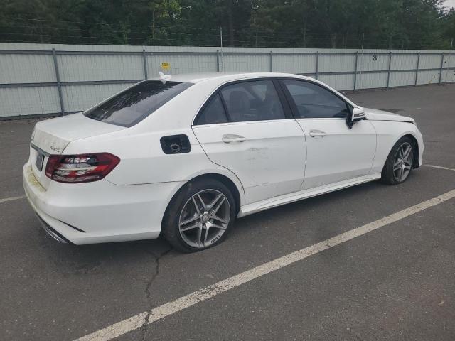 WDDHF8JB5GB181911 - 2016 MERCEDES-BENZ E 350 4MATIC WHITE photo 3