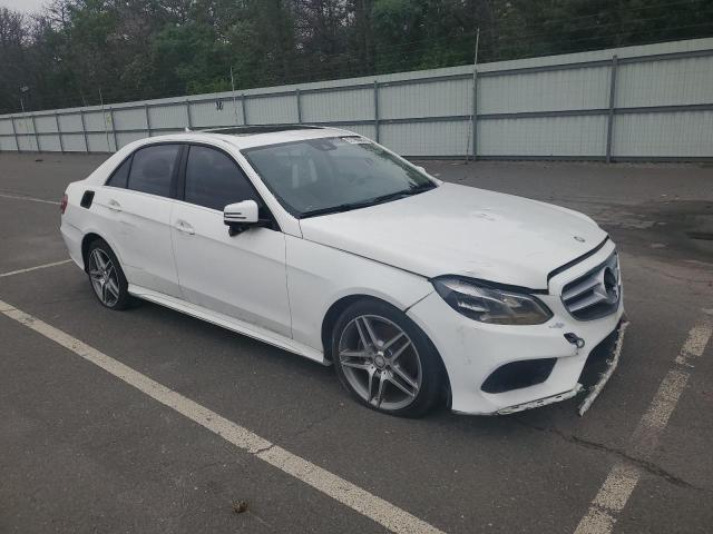 WDDHF8JB5GB181911 - 2016 MERCEDES-BENZ E 350 4MATIC WHITE photo 4