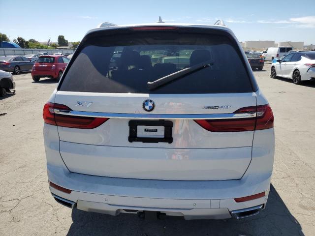 5UXCW2C08M9G82096 - 2021 BMW X7 XDRIVE40I WHITE photo 6