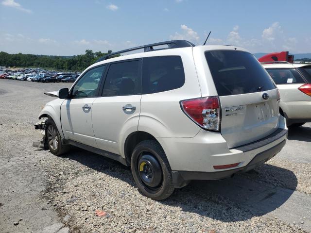 JF2SHADC3DH443909 - 2013 SUBARU FORESTER 2.5X PREMIUM WHITE photo 2