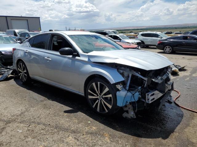 1N4BL4CV5LC151472 - 2020 NISSAN ALTIMA SR SILVER photo 4