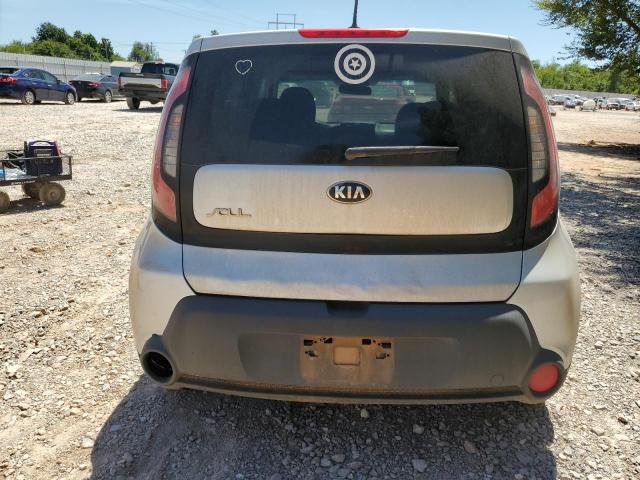 KNDJN2A27F7805642 - 2015 KIA SOUL GRAY photo 6