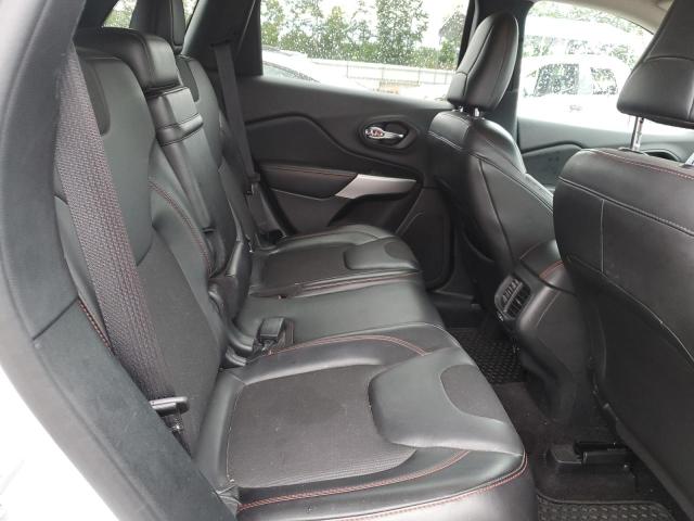 1C4PJMBB9JD602357 - 2018 JEEP CHEROKEE TRAILHAWK WHITE photo 11