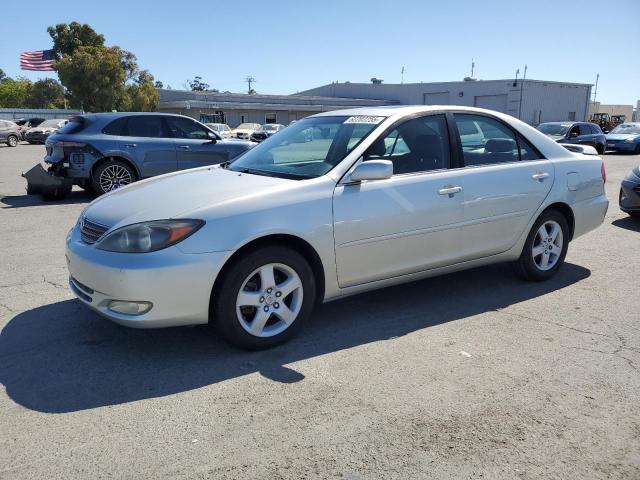 2002 TOYOTA CAMRY LE, 