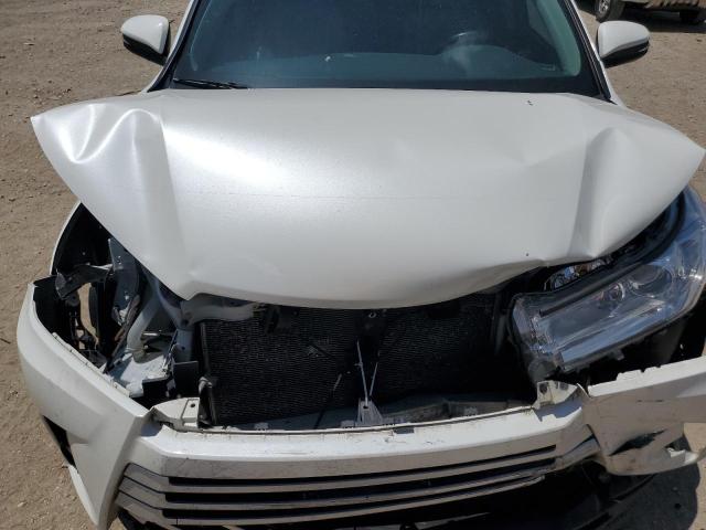 5TDJZRFH8JS542490 - 2018 TOYOTA HIGHLANDER SE Weiß Foto 12