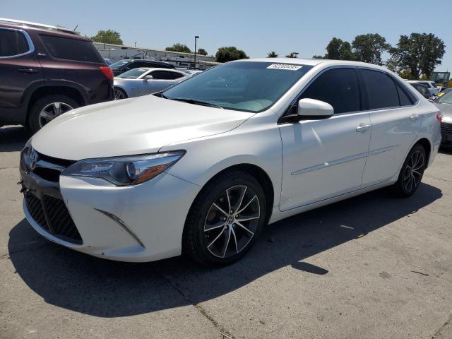 2015 TOYOTA CAMRY LE, null
